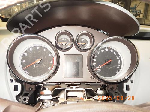 Used Instrument cluster OPEL MERIVA B MPV (S10) 1.4 (75) (120 hp) 24612283