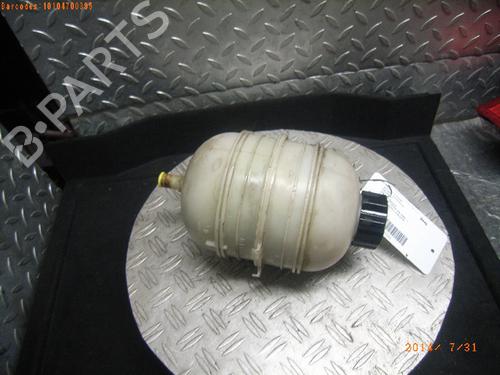 Used Expansion tank PEUGEOT 206 Hatchback (2A/C) 1.4 i (75 hp) 14752546