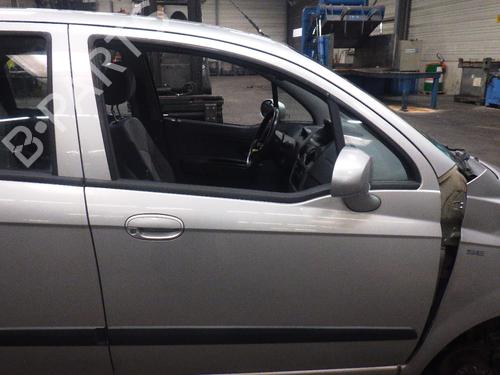 Used Right front door CHEVROLET MATIZ (M200, M250) 1.0 (67 hp) 32362952