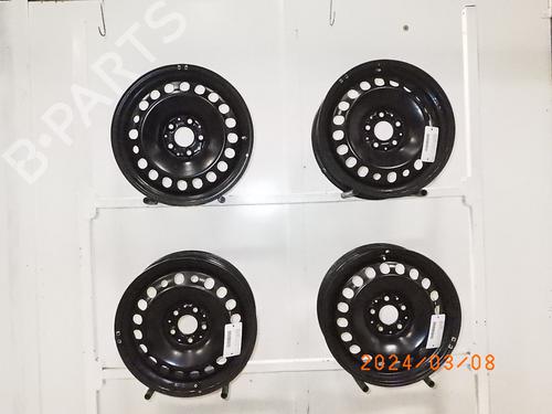 Used Rim MERCEDES-BENZ GLA-CLASS (X156) GLA 180 (156.942) (122 hp) 17090651