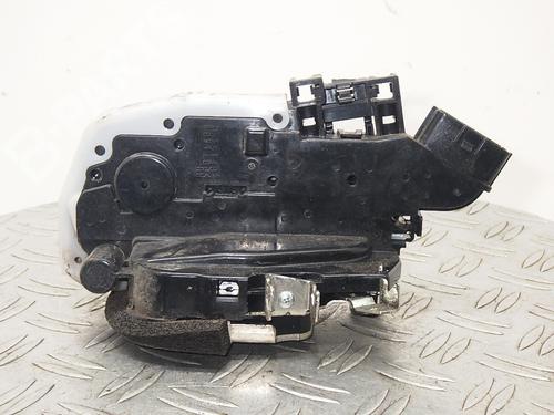 Used Rear right lock NISSAN X-TRAIL III (T32_, T32R, T32RR) 1.6 dCi ALL MODE 4x4-i (NT32) (130 hp) 8929028
