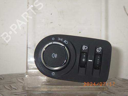 Used Headlight switch OPEL CORSA E (X15) 1.2 (08, 68) (69 hp) 18948349