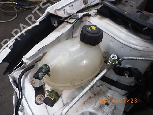Used Expansion tank RENAULT CLIO IV (BH_) 1.2 16V (73 hp) 19088367