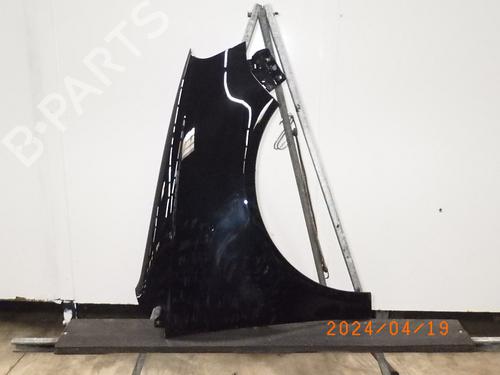 Used Right front fenders VW POLO IV (9N_, 9A_) 1.2 (60 hp) 17650107
