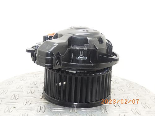 Used Heater blower motor BMW 1 (F20) 118 i (136 hp) 11828182