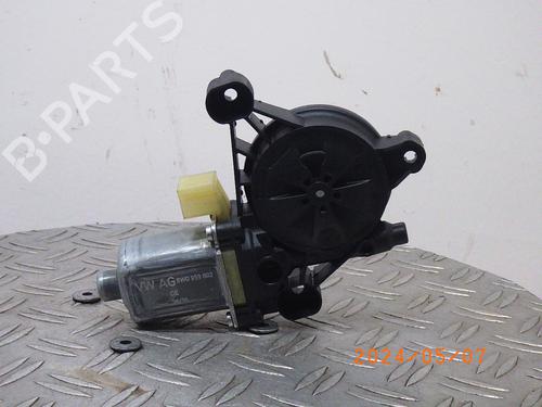 Used Right front window motor AUDI A4 B9 Avant (8W5, 8WD) 30 TDI Mild Hybrid (136 hp) 17828526