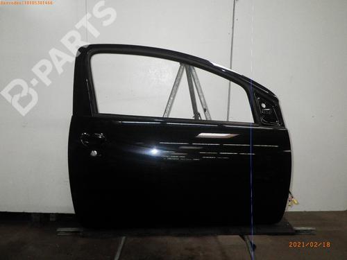Used Right front door TOYOTA AYGO (_B1_) 1.0 (KGB10_, KGB10R) (68 hp) 6990603