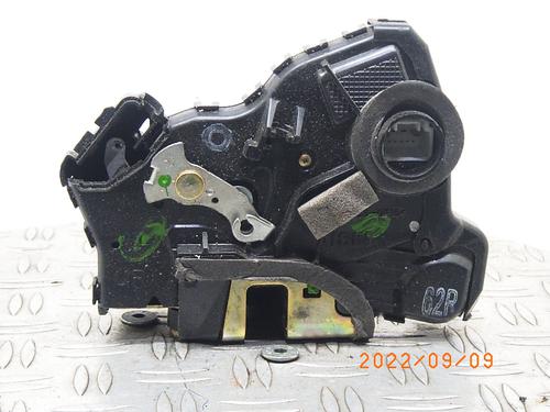 Vergrendeling rechts voor TOYOTA COROLLA (_E12_) 1.6 VVT-i (ZZE121_, ZZE121R) (110 hp) 970279