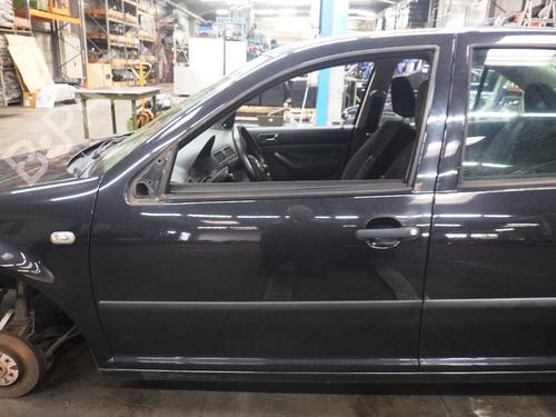 Used Left front door VW BORA I (1J2) 2.0 (115 hp) 20223255