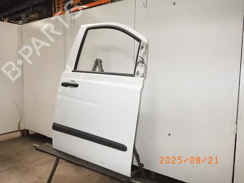Right front door MERCEDES-BENZ VITO / MIXTO Van (W639) 110 CDI (639.601, 639.603, 639.605) | BP28152713C3 
