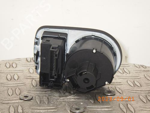 Headlight switch SEAT LEON (1P1) 2.0 TDI 16V | BP15084840I24 