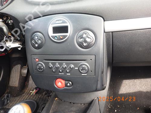Used Climate control RENAULT CLIO III Grandtour (KR0/1_) 1.2 16V (KR0P) (101 hp) 25337036