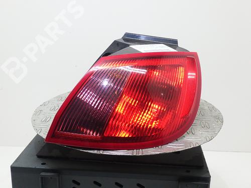 Used Right taillight MITSUBISHI COLT VI (Z3_A, Z2_A) 1.1 (Z31A, Z32A) (75 hp) 8188817