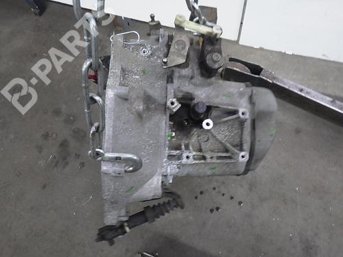 Used Gearbox PEUGEOT 208 I (CA_, CC_) 1.2 VTI 82 (82 hp) 4913227