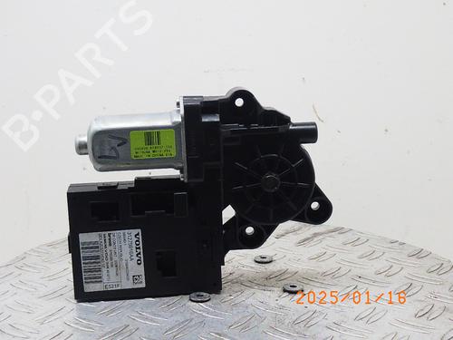 Used Left front window motor VOLVO V50 (545) 1.8 (125 hp) 22782761