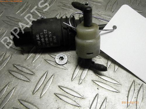Used Washer pump SKODA FABIA I Combi (6Y5) 1.4 (68 hp) 14751124