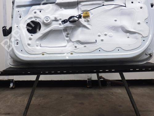 Right front door RENAULT CLIO III (BR0/1, CR0/1) 1.2 16V (BR02, BR0J, BR11, CR02, CR0J, CR11) | BP24994959C3 