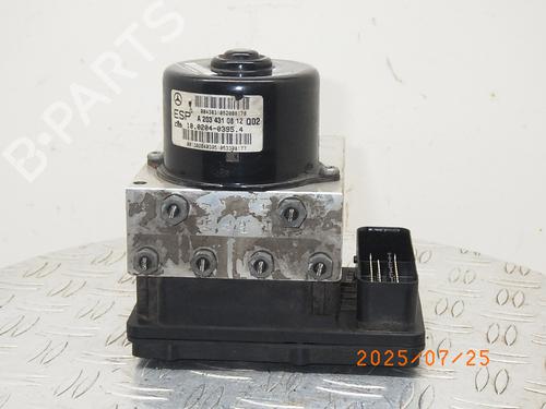 Used ABS pump MERCEDES-BENZ C-CLASS T-Model (S203) C 180 Kompressor (203.246) (143 hp) 27651983