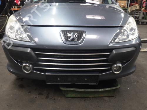 Used Front bumper PEUGEOT 307 Break (3E) 1.6 16V (109 hp) 31023611