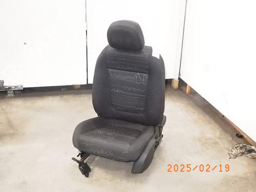 Used Left front seat OPEL MERIVA B MPV (S10) 1.4 (75) (120 hp) 23550515