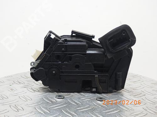 Front right lock SEAT LEON ST (5F8) 2.0 TDI | BP11824178C97 