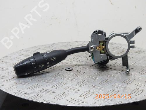 Used Switch MERCEDES-BENZ B-CLASS Sports Tourer (W245) B 200 (245.233) (136 hp) 25119835