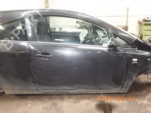 Used Right front door OPEL CORSA D (S07) 1.4 (L08, L68) (87 hp) 24426105