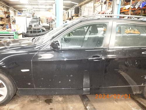 Used Left front door BMW 3 Touring (E91) 320 i (170 hp) 16718695