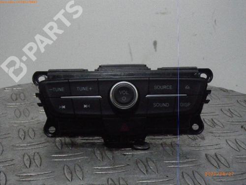 Used Switch FORD FOCUS III Turnier 1.0 EcoBoost (125 hp) 6042564