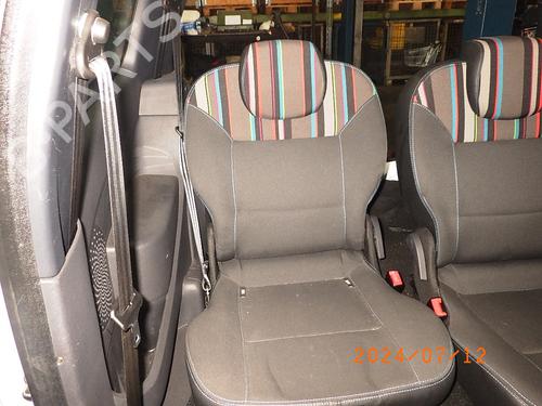 Ensemble sièges RENAULT TWINGO II (CN0_) 1.2 16V (CN04, CN0B) | BP18894446C78 