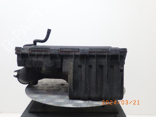 Used Air filter box SEAT IBIZA IV (6J5, 6P1) 1.4 (85 hp) 17223943