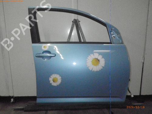 Porta anteriore destra DAIHATSU SIRION (M3_) 1.0 (M300) (70 hp) 32294922