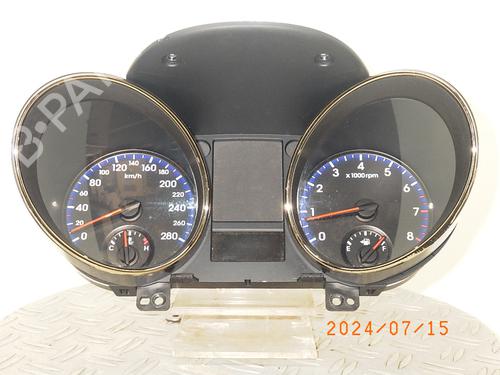 Used Instrument cluster HYUNDAI GENESIS Coupe 3.8 V6 (303 hp) 18907982