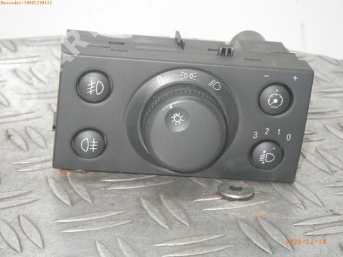 Used Headlight switch OPEL MERIVA A MPV (X03) 1.8 (E75) (125 hp) 6684015
