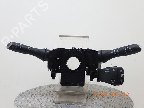 Used Switch RENAULT MEGANE IV Hatchback (B9A/M/N_) 1.2 TCe 130 (B9MR) (130 hp) 19035750