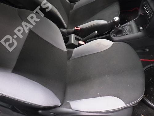 right-front-seat-citroen-c3-ii-sc_-10-vti-68-mit-airbag-stoff-schwarz-grau-2009-7038486 main image