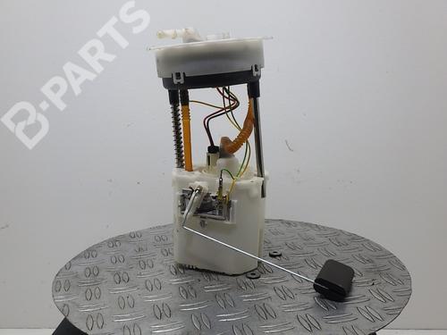Used Fuel pump OPEL AGILA (B) (H08) 1.0 (F68) (65 hp) 8648925
