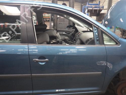 Used Right front door VW TOURAN (1T1, 1T2) 1.9 TDI (100 hp) 22905210