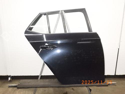 Porte arrière droite SKODA FABIA III (NJ3) 1.0 (75 hp) 30553872