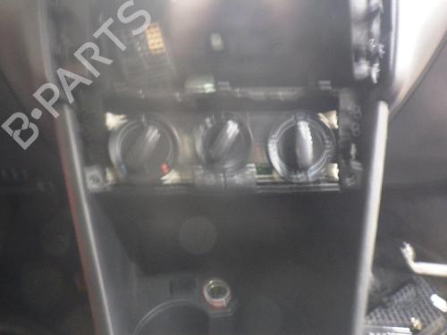Used Climate control VW POLO V (6R1, 6C1) 1.2 (60 hp) 23147158