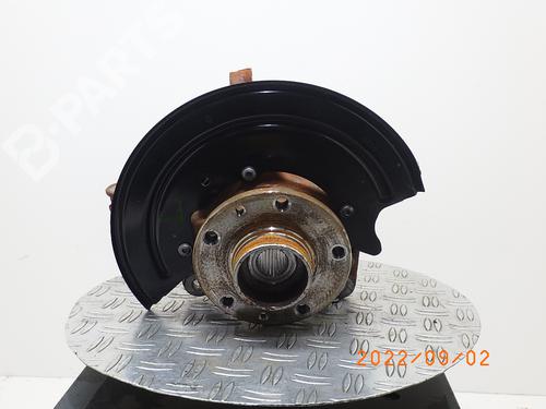 Used Left front steering knuckle DACIA DUSTER (HM_) 1.3 TCe 130 (HMMF) (131 hp) 10408784