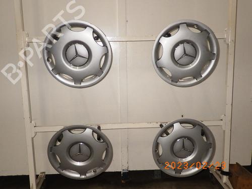 Used Hub cap MERCEDES-BENZ C-CLASS (W203) C 200 CDI (203.004) (116 hp) 14765249
