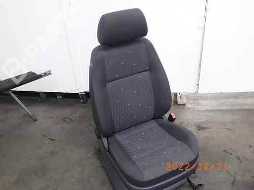 Used Right front seat VW POLO (9N_, 9A_) 1.2 (54 hp) 11254527