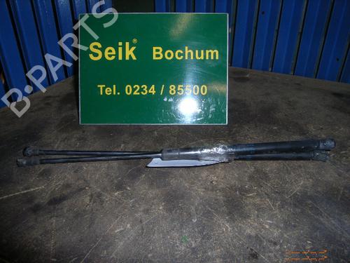 Used Tailgate lift support SEAT LEON (1M1) 1.4 16V (75 hp) 14749842