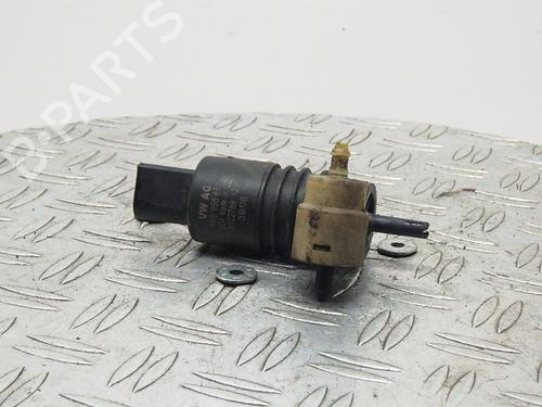 Sprinklervæskepumpe VW POLO (9N_, 9A_) 1.2 (60 hp) 14764455