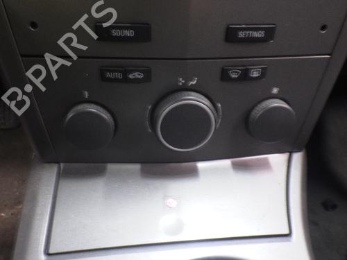 Used Climate control OPEL ASTRA H Estate (A04) 1.6 (L35) (105 hp) 30438987