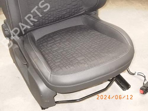 Right front seat OPEL CORSA E (X15) 1.4 (08, 68) | BP18270125C16 