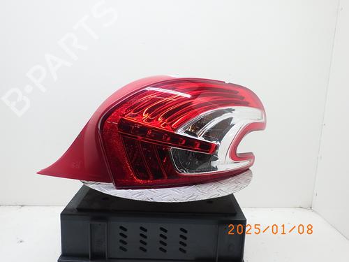 Used Right taillight PEUGEOT 208 I (CA_, CC_) 1.0 VTi (68 hp) 22603389