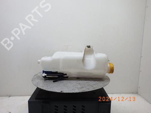 Used Windscreen washer tank RENAULT TWINGO III (BCM_, BCA_) 1.0 SCe 70 (BCMB) (69 hp) 22222146