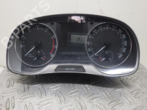 Used Instrument cluster SKODA FABIA III (NJ3) 1.0 (75 hp) 26006000